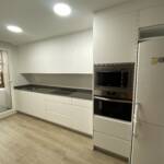 microondas y hornos encastrados en la cocina