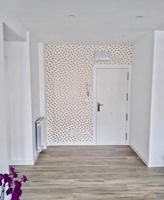 pared con papel pntado